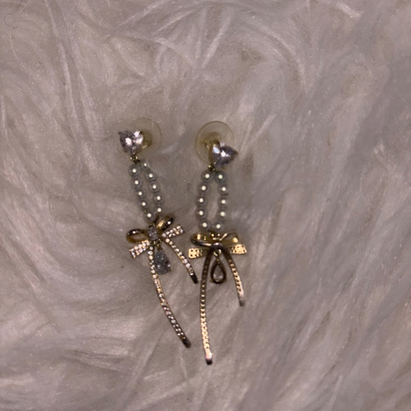 earrings - Picture 2 of 15